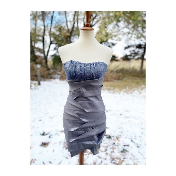 Ruby Rox Silver Metallic Mini Dress Sequins Mini Sparkle Sz 9 - Picture 1 of 10